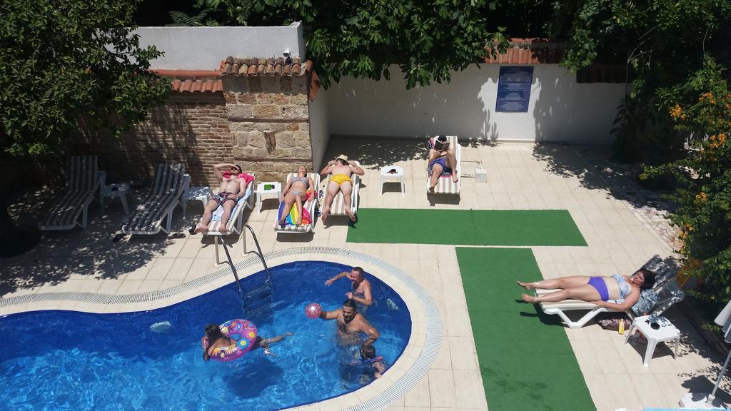 Kaleici Ozkavak Hotel Анталия Екстериор снимка